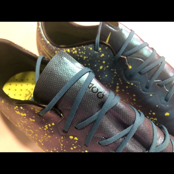Nike Mercurial Vapor 10 Electro Flare Pack main image 5
